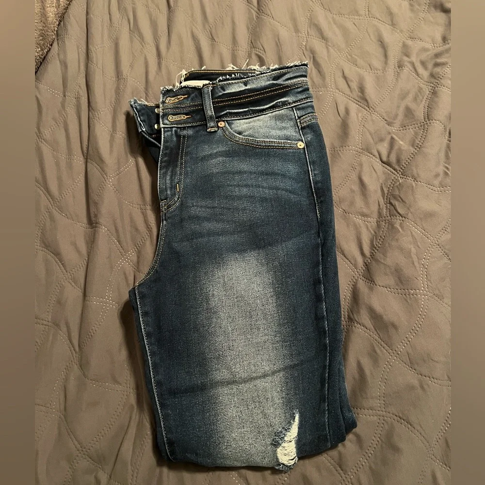 KanCan Distressed Skinny Jeans - Picture 4 of 4